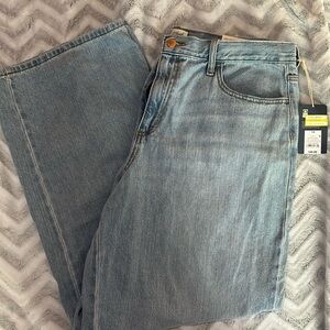 Universal Thread Relaxed Wide Leg Jean